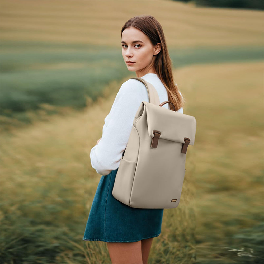 Dollcini Nagy Női Laptop Hátizsák – Vízálló, Elegáns Táska