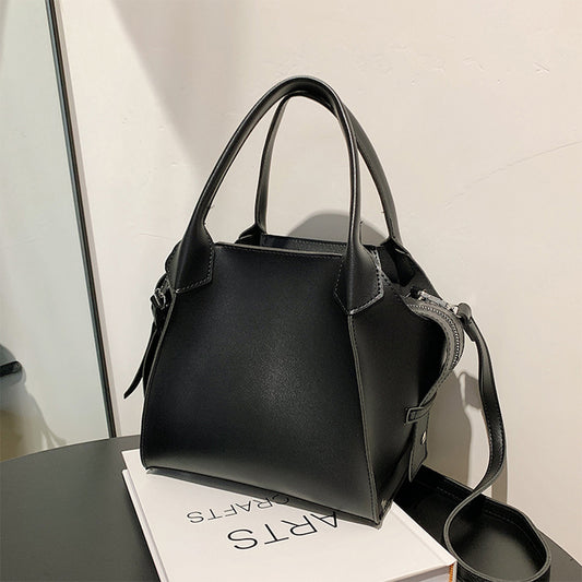 Dollcini Női Munkatáska – Elegáns, Vízálló Műbőr, Fekete